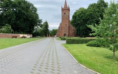 Kości&oacute;ł w Psarskiem