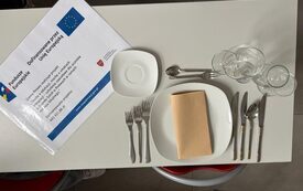 Szkolenie kelnerskie dla uczni&oacute;w Zespołu Szk&oacute;ł im. Emilii Sczanieckiej w Pniewach (2)