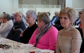 Świąteczne spotkanie u Senior&oacute;w 20