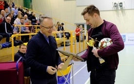 Derby Wielkopolski Red Dragons Pniewy-GI Malepszy Futsal Leszno   17