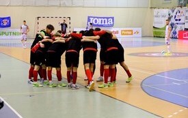 Derby Wielkopolski Red Dragons Pniewy-GI Malepszy Futsal Leszno   54