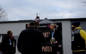 Kobiety i Faceci w Biegu 65
