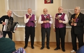Dzień Kobiet i Mężczyzn u Senior&oacute;w 11