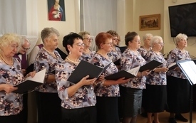 Dzień Kobiet i Mężczyzn u Senior&oacute;w 14