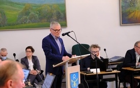  SESJA RADY MIEJSKIEJ I POSIEDZENIE WSP&Oacute;LNE KOMISJI 2