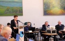  SESJA RADY MIEJSKIEJ I POSIEDZENIE WSP&Oacute;LNE KOMISJI 4