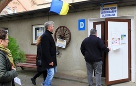 Gmina partnerska wspiera w niesieniu pomocy 16