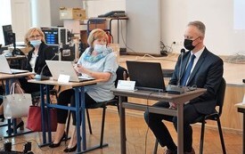 Sesja Rady Miejskiej Pniewy-maj 2021 (2)