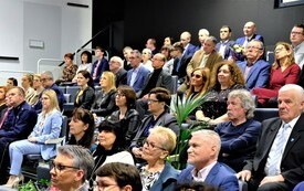 Otwarcie nowej siedziby biblioteki i centrum kultury 185