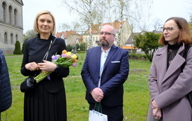 Otwarcie nowej siedziby biblioteki i centrum kultury 215
