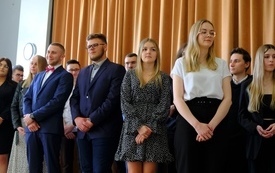 Pożegnanie maturzyst&oacute;w 56