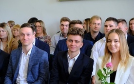 Pożegnanie maturzyst&oacute;w 102