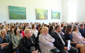 Pożegnanie maturzyst&oacute;w 142