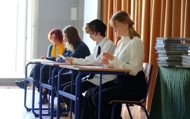Pożegnanie maturzyst&oacute;w 144