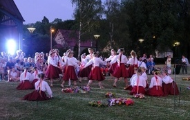 Na Świętojańską Nutę 128