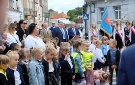 Uroczystości pod pomnikiem52
