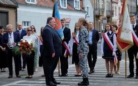 Uroczystości pod pomnikiem15
