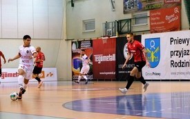 Mecz Red Dragons Pniewy z FC Toruń0111