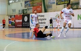 Mecz Red Dragons Pniewy z FC Toruń0108