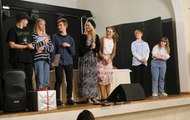 Dzień Edukacji Narodowej- Zesp&oacute;ł Szk&oacute;ł (86)