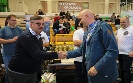 Wystawa Kr&oacute;lik&oacute;w001068