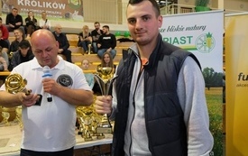 Wystawa Kr&oacute;lik&oacute;w001054