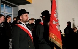 Wieczornica w Pniewach080