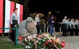 Wieczornica w Pniewach064
