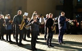 Wieczornica w Pniewach029