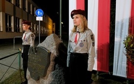Wieczornica w Pniewach019