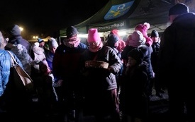 Rozświetlenie choinki na pniewskim Rynku 2022 (101)