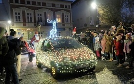 Rozświetlenie choinki na pniewskim Rynku 2022 (70)