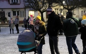 Rozświetlenie choinki na pniewskim Rynku 2022 (52)