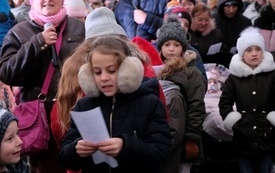Rozświetlenie choinki na pniewskim Rynku 2022 (46)