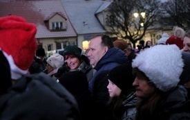 Rozświetlenie choinki na pniewskim Rynku 2022 (40)