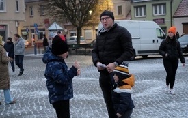 Rozświetlenie choinki na pniewskim Rynku 2022 (27)