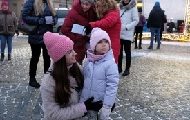Rozświetlenie choinki na pniewskim Rynku 2022 (19)