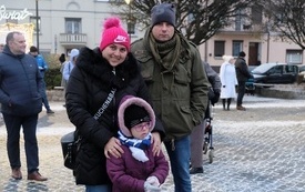 Rozświetlenie choinki na pniewskim Rynku 2022 (11)