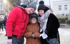 Rozświetlenie choinki na pniewskim Rynku 2022 (8)
