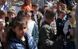 8 maja- uroczystość pod pomnikiem (35)