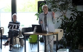 spotkanie z autorką książki Posłuchaj, Bob, opowiem Ci (4)