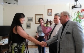 Gratulacje dla dyrektora Przedszkola Miś (5)