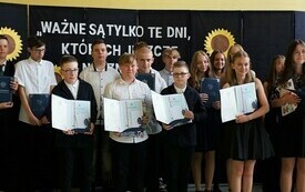 Zakonczenie roku szkolnego w Chełmnie (75)
