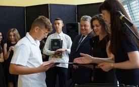 Zakonczenie roku szkolnego w Chełmnie (57)