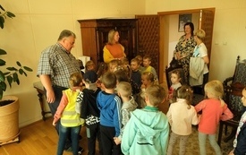 Grupa Żabki z wizytą u burmistrza39