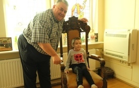 Grupa Żabki z wizytą u burmistrza27