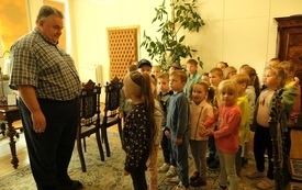 Grupa Żabki z wizytą u burmistrza10