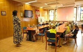 Grupa Żabki z wizytą u burmistrza02