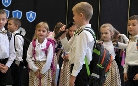 Pasowanie na ucznia w Chełmnie (17)
