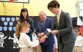 Pasowanie na ucznia w Chełmnie (16)